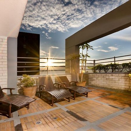 Cyan Suites Poblado By Mde Bnb Medellín Zewnętrze zdjęcie