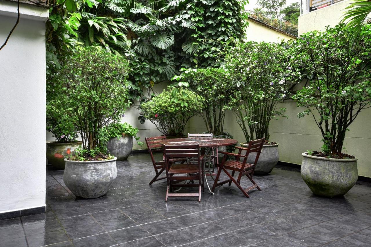 Cyan Suites Poblado By Mde Bnb Medellín Zewnętrze zdjęcie